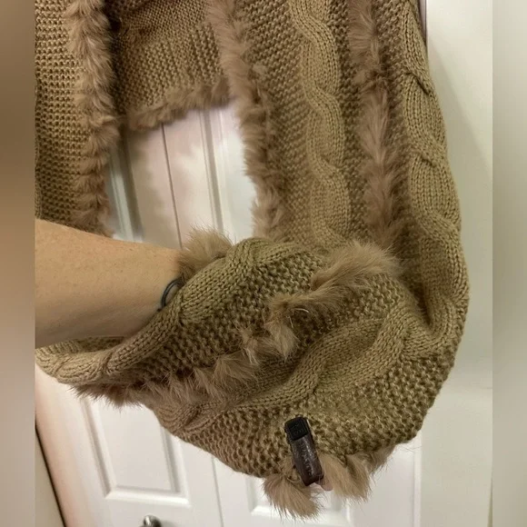 Rudsak Authentic Rabbit Fur & Knit Infinity Scarf - Picture 6 of 6